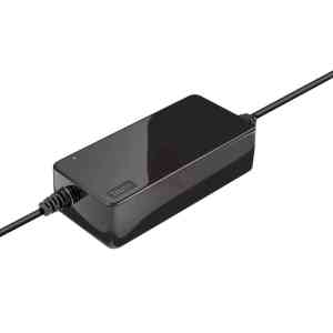 Trust Primo adattatore e invertitore Interno 90 W Nero